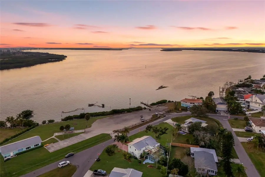 724 44th Street Court W, Palmetto, FL 34221 - Image #2