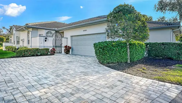 5701 Long Common Circle #13, SARASOTA, FL 34235