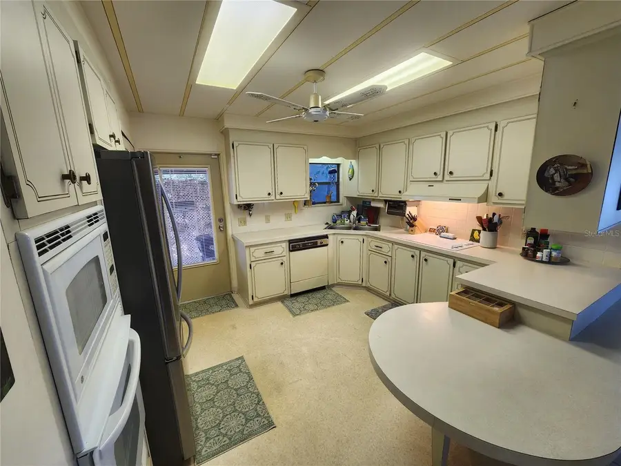 808 53rd Avenue E #301, Bradenton, FL 34203 - Image #3