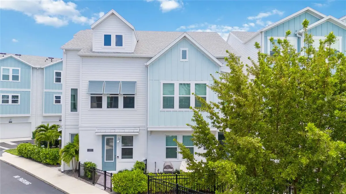 2344 Lindstrom Street, Sarasota, FL 34237 - Image #1