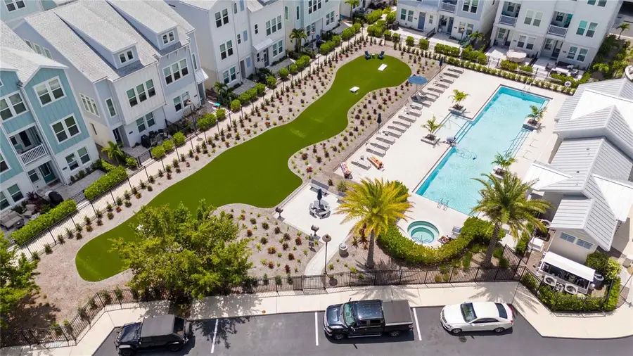 2344 Lindstrom Street, Sarasota, FL 34237 - Image #2