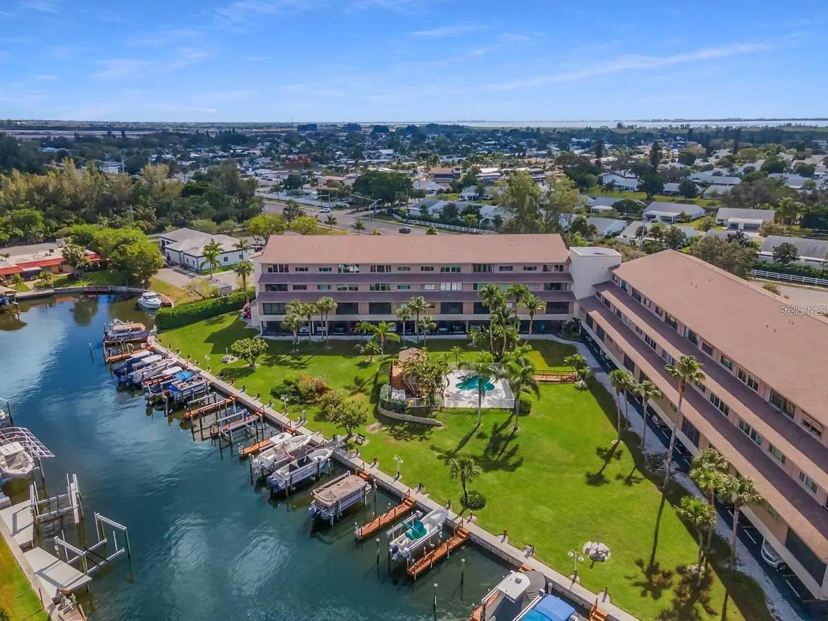 9604 Cortez Road W #421, Bradenton, FL 34210 - Image #1