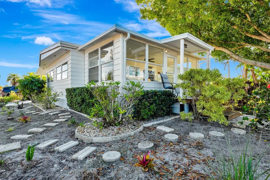 2107 Palma Sola Boulevard #1, Bradenton, FL 34209 - Image #3