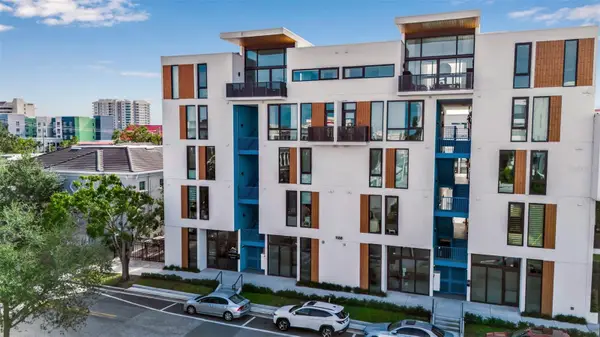 1558 4th Street #208, SARASOTA, FL 34236