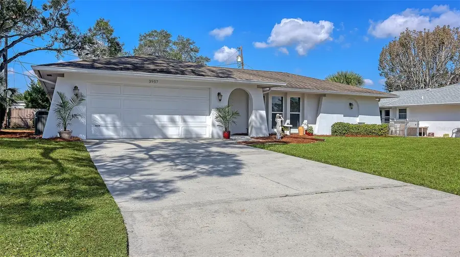 3957 Breezemont Drive, Sarasota, FL 34232 - Image #2