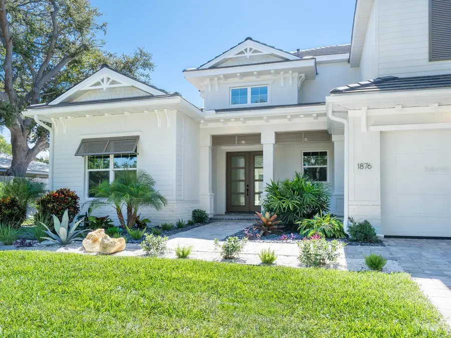 1876 Magnolia Street, Sarasota, FL 34239 - Image #2