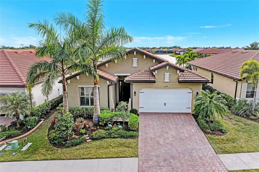 229 Vinadio Boulevard, Nokomis, FL 34275 - Image #2