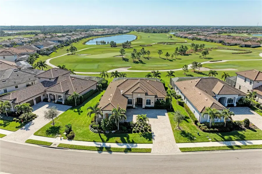 5572 Mulligan Way, Lakewood Ranch, FL 34211 - Image #3