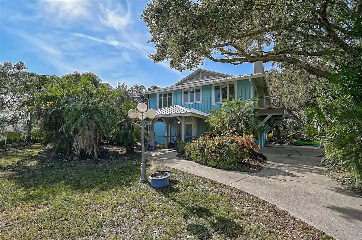 678 Faith Avenue, Osprey, FL 34229 - Image #1