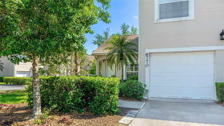 6770 Fairway Gardens Drive, Bradenton, FL 34203 - Image #3