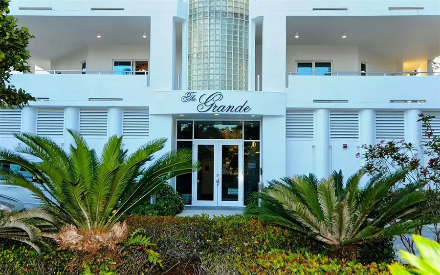 4561 Gulf Of Mexico Drive #202, Longboat Key, FL 34228 - Image #2