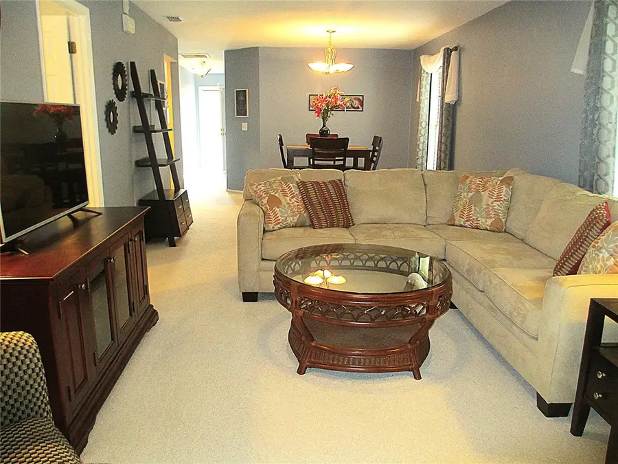 5040 Live Oak Circle #93, Bradenton, FL 34207 - Image #2