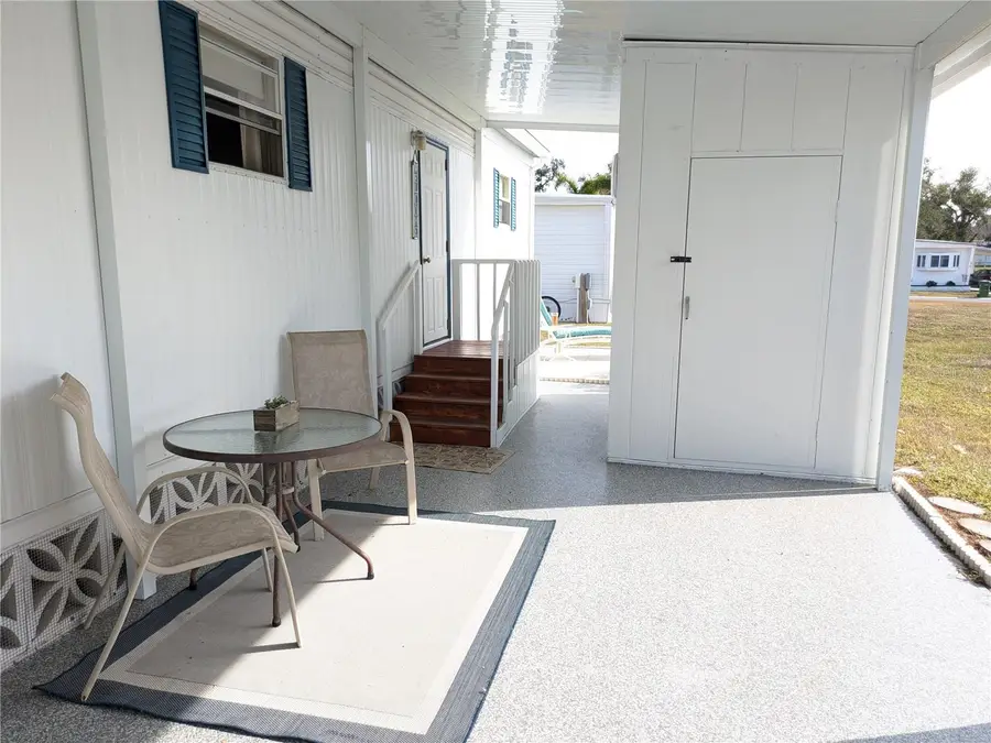 215 Willow Oak Lane, Sarasota, FL 34237 - Image #3