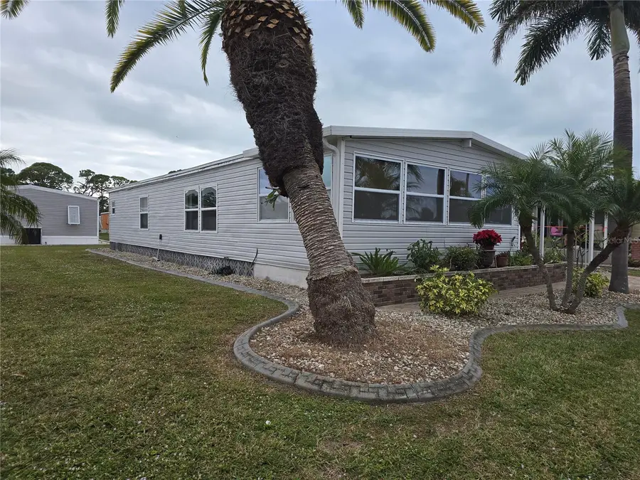 6 S Botany Bay Circle, Englewood, FL 34223 - Image #2
