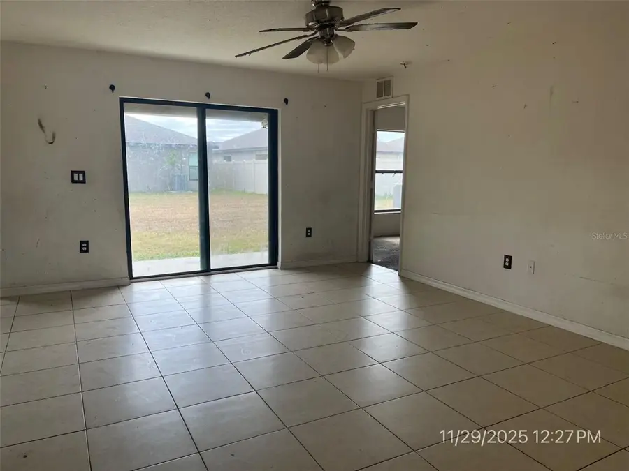 837 Chatham Walk Drive, Ruskin, FL 33570 - Image #2