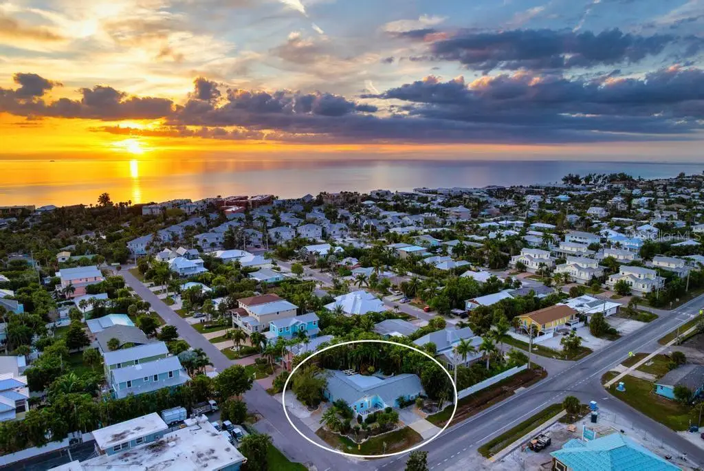 314 61st Street, Holmes Beach, FL 34217 - Image #1