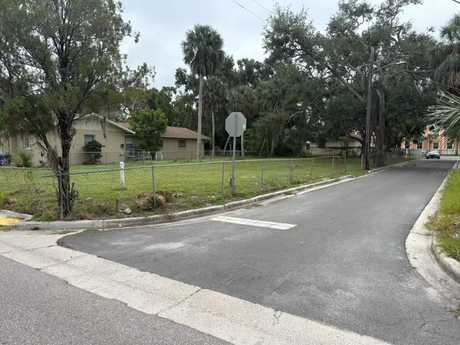 1626 22nd Street, Sarasota, FL 34234 - Image #3