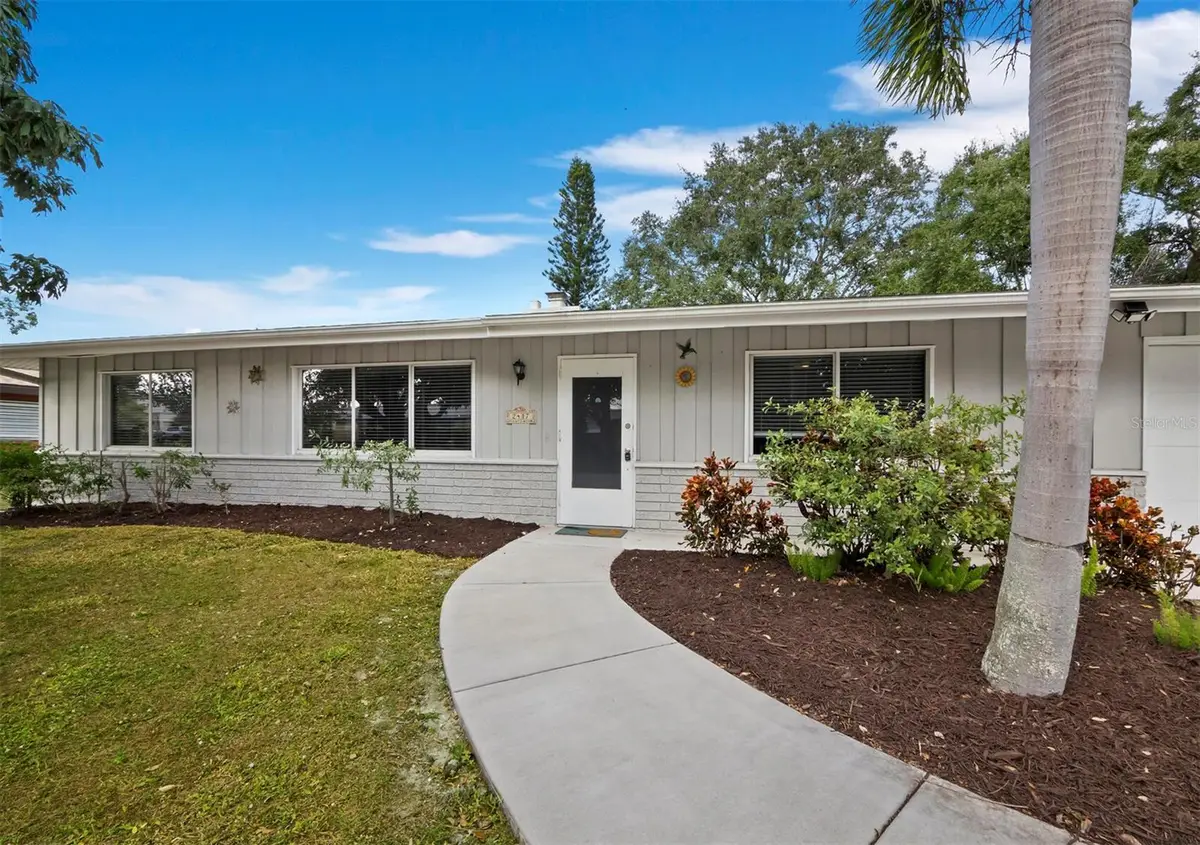 2417 Parson Lane, Sarasota, FL 34239 - Image #1
