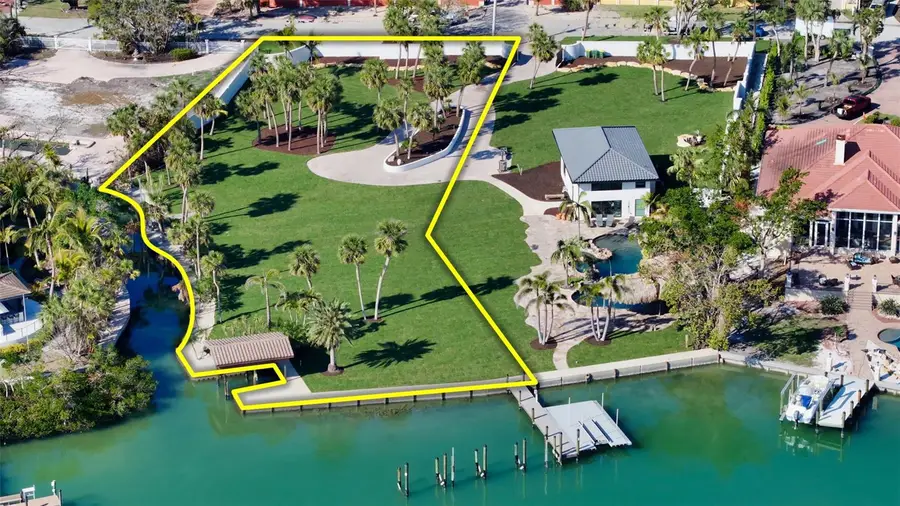 620 Freeling Drive, Sarasota, FL 34242 - #2