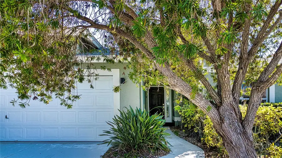 9590 Knightsbridge Circle, Sarasota, FL 34238 - #3