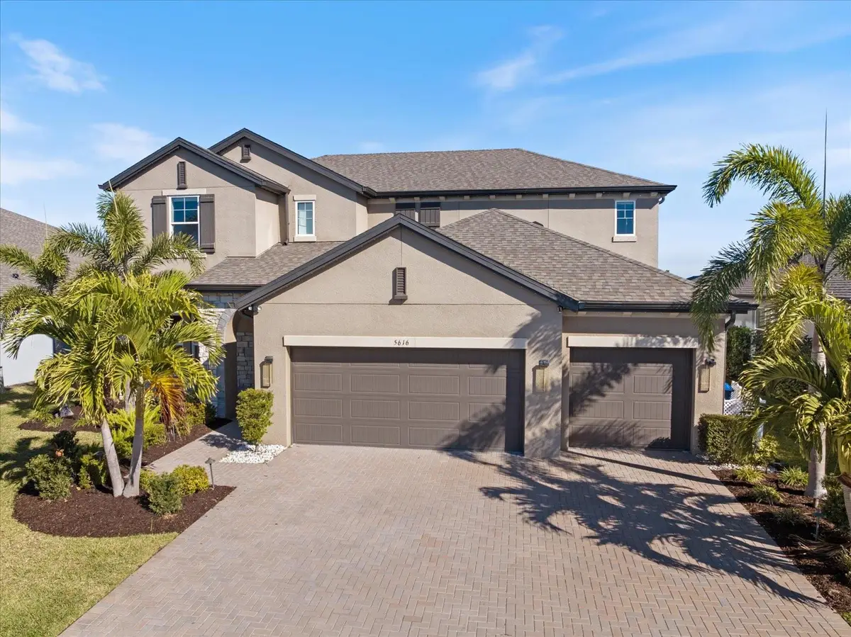 5616 Soft Skies Drive, Sarasota, FL 34238 - Image #1