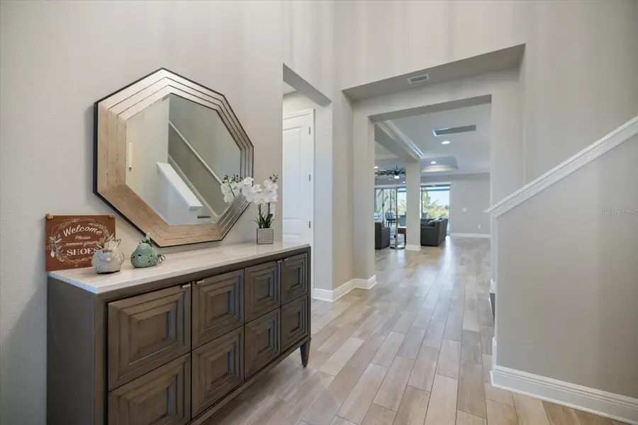 5616 Soft Skies Drive, Sarasota, FL 34238 - Image #3