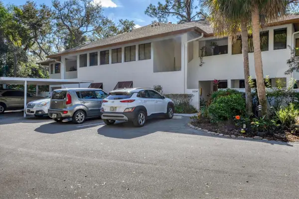 3332 Thornwood Road #3332, SARASOTA, FL 34231