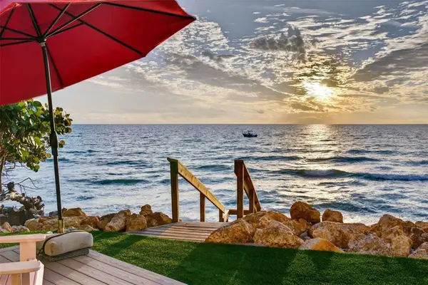 7152 Point Of Rocks Circle, SARASOTA, FL 34242