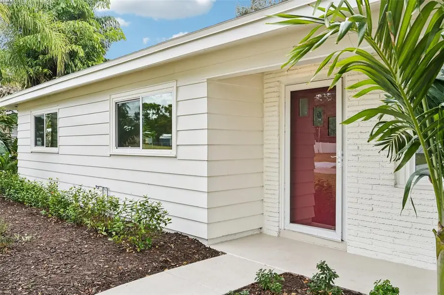 3182 Hatton Street, Sarasota, FL 34237 - Image #3