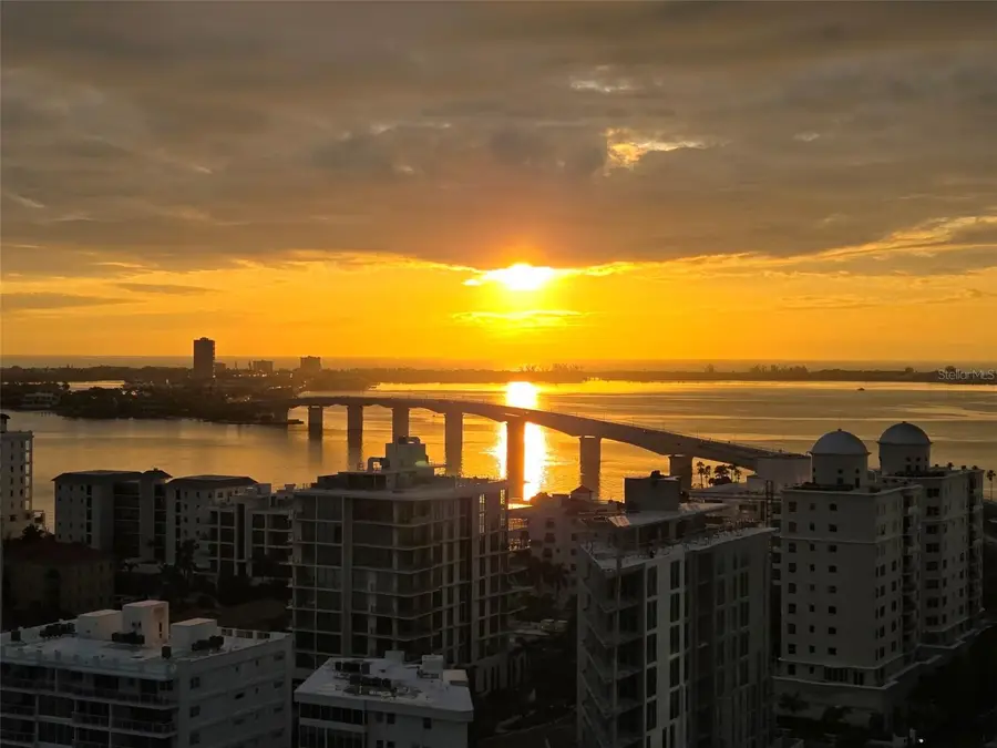 1155 N Gulfstream Avenue #1704, Sarasota, FL 34236 - Image #3