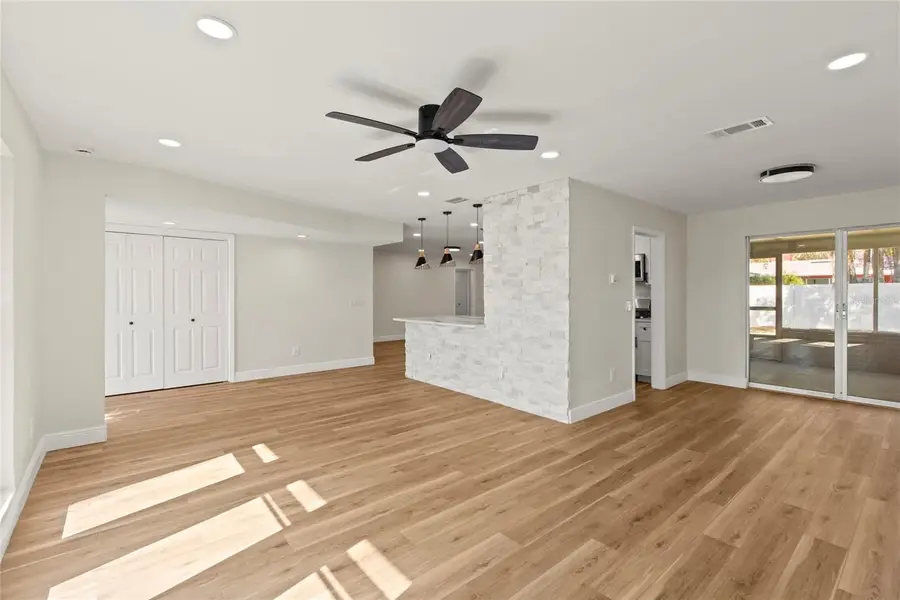 2186 Waterside Drive, Clearwater, FL 33764 - Image #3