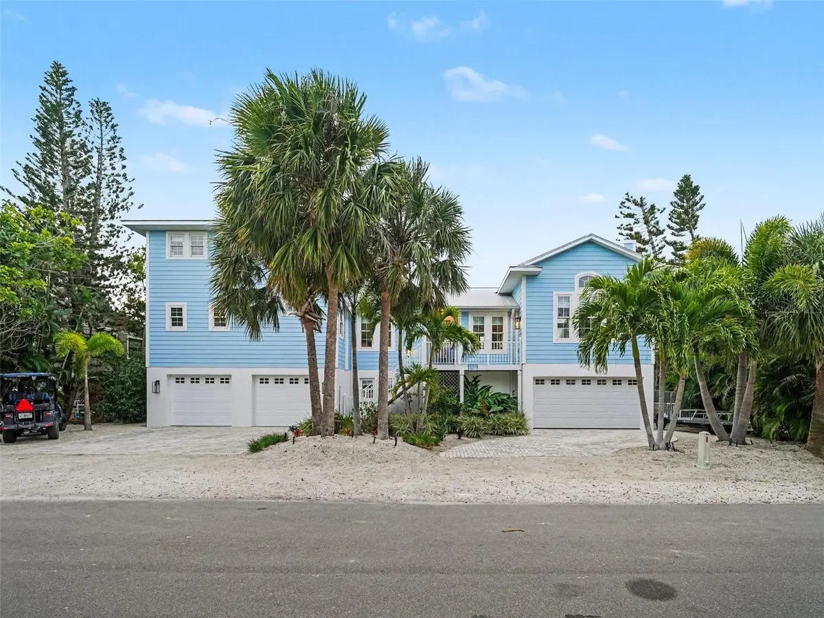 129 Hammock Road, Anna Maria, FL 34216 - Image #1