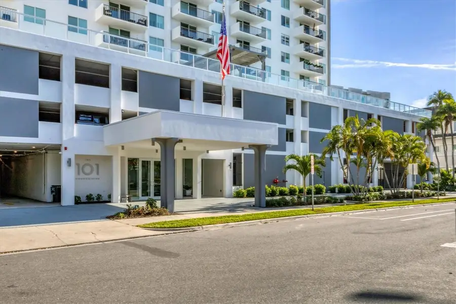 101 S Gulfstream Avenue #15E, Sarasota, FL 34236 - Image #2