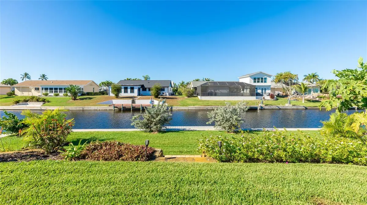 5004 Coral Lake Drive, Bradenton, FL 34210 - Image #1