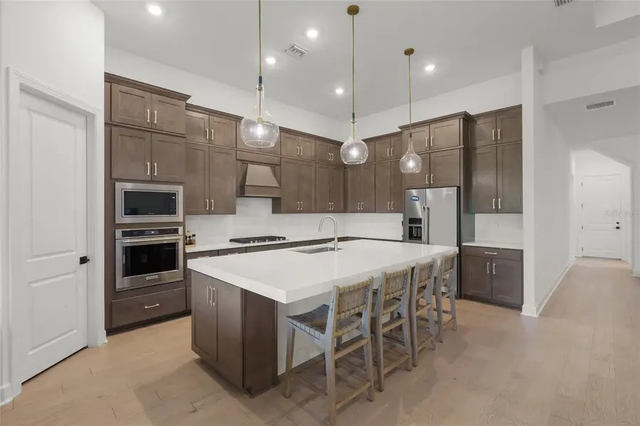 7765 Grande Shores Drive, Sarasota, FL 34240 - Image #3