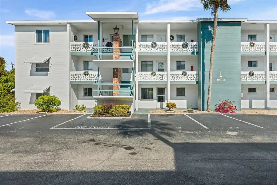 1853 Restful Drive #L2, Bradenton, FL 34207 - Image #2