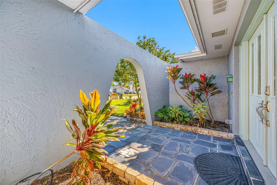 1862 Del Robles Drive, Clearwater, FL 33764 - Image #3