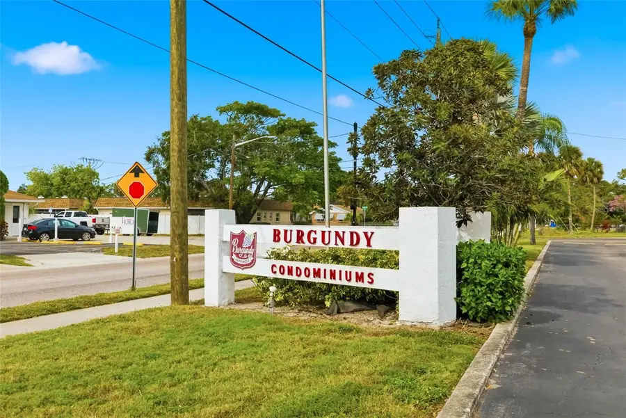 203 47th Avenue Drive W #167, Bradenton, FL 34207 - Image #2