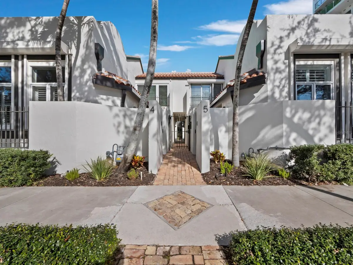 200 Cocoanut Avenue #7, Sarasota, FL 34236 - Image #1