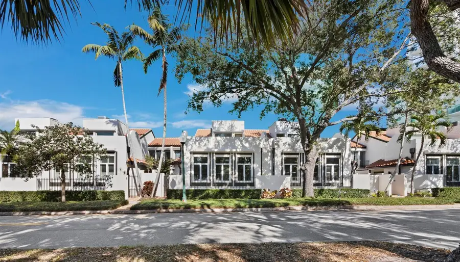 200 Cocoanut Avenue #7, Sarasota, FL 34236 - Image #2