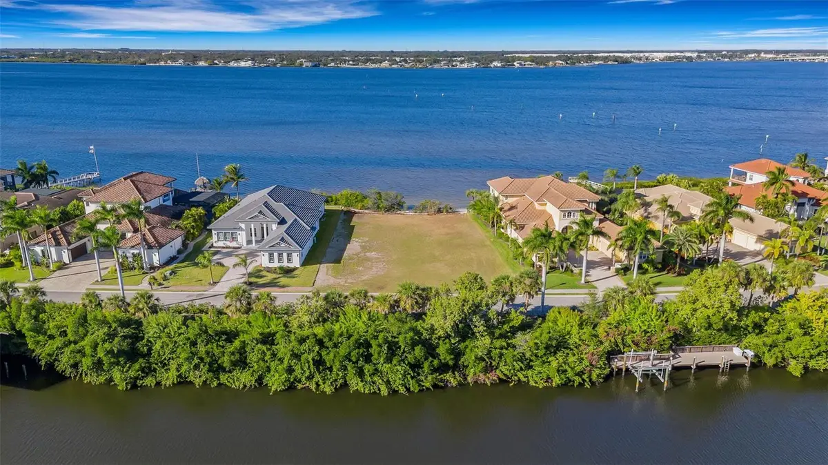 4111 Hawk Island Drive, Bradenton, FL 34208 - Image #1