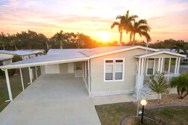 8442 Castle Garden Road, PALMETTO, FL 34221