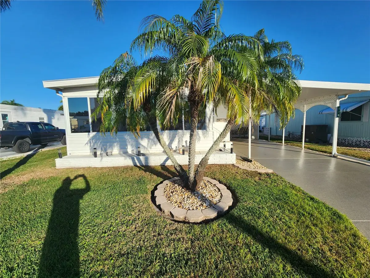 808 53rd Avenue E #67, Bradenton, FL 34203 - Image #1