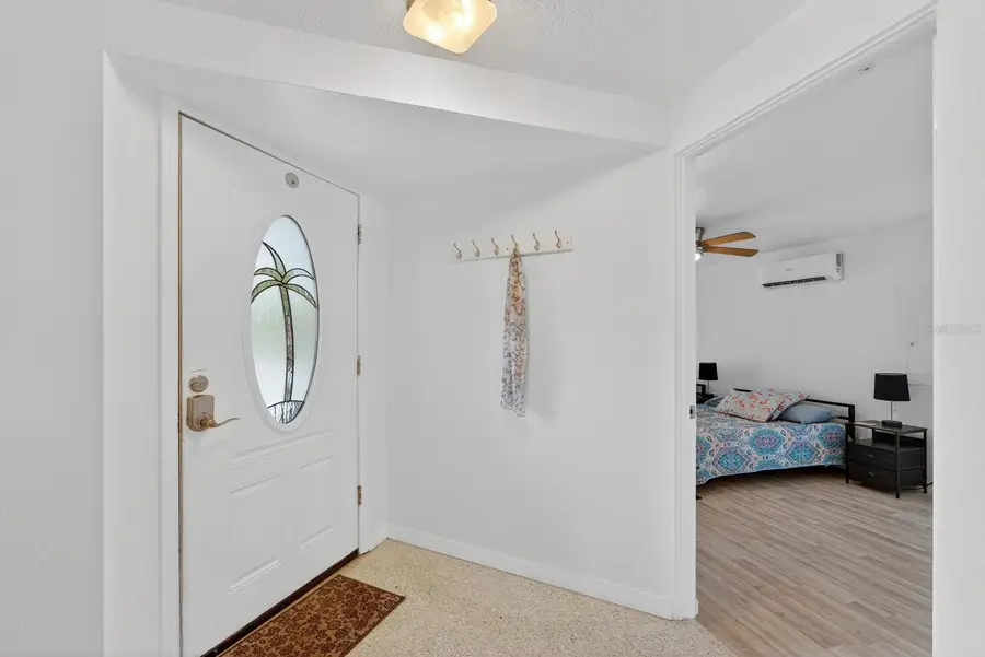 3326 Rowena Street, Sarasota, FL 34231 - Image #2