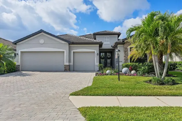 18045 Polo Trail Trail, LAKEWOOD RANCH, FL 34211
