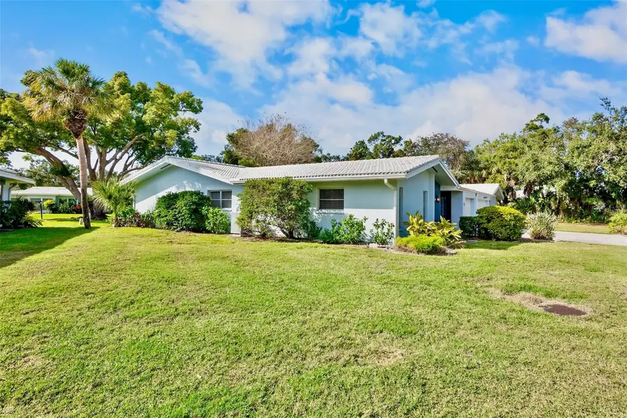 1312 Stafford Lane #1427, Sarasota, FL 34232 - Image #2