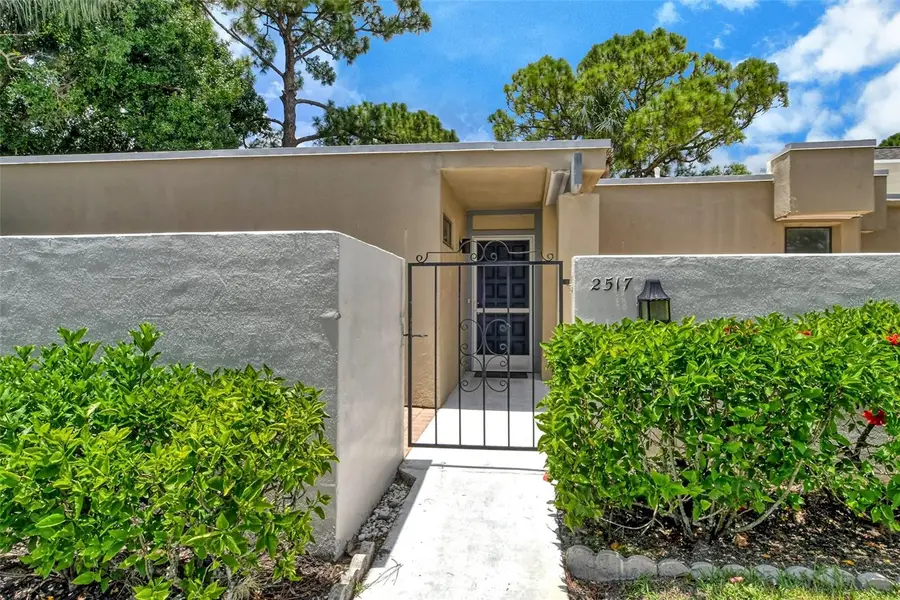 2517 Glebe Farm Close #H-2, Sarasota, FL 34235 - Image #3