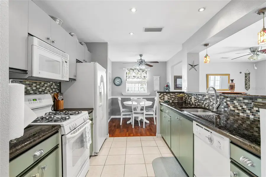 1108 65th Avenue W, Bradenton, FL 34207 - #3