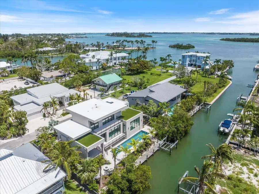 590 De Narvaez Drive, Longboat Key, FL 34228 - Image #3