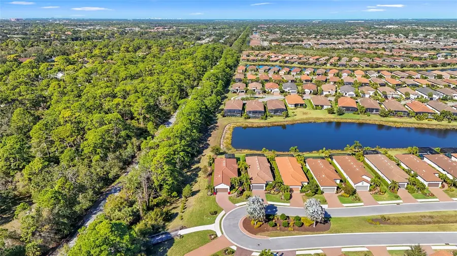 5400 Lampiasi Street, Sarasota, FL 34238 - Image #2